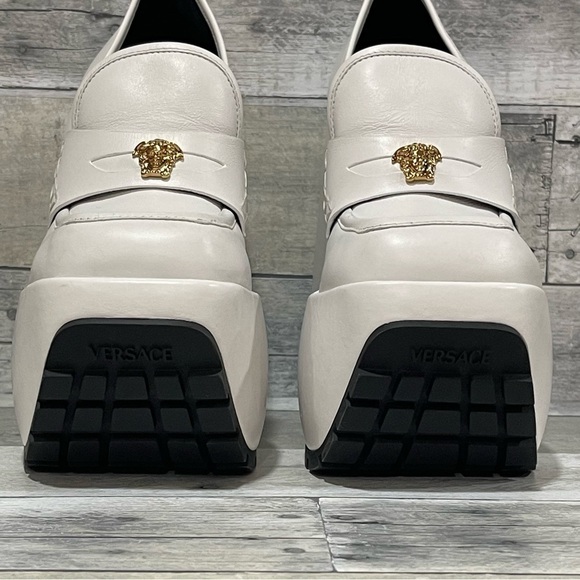 VERSACE Leather Platform Wedge Heels with Signature Medusa Logo - White - Sz- 10 - Picture 8 of 14